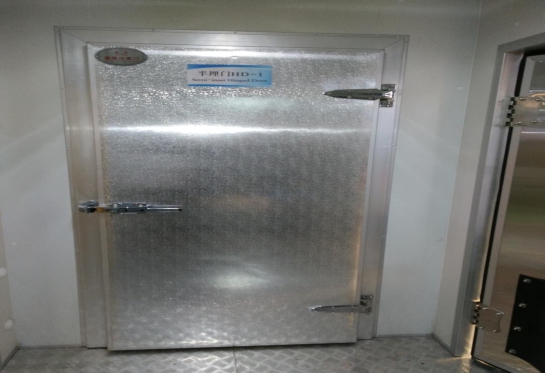 冷庫(kù)門(mén)