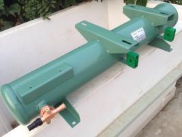 比澤爾型臥式儲(chǔ)液器